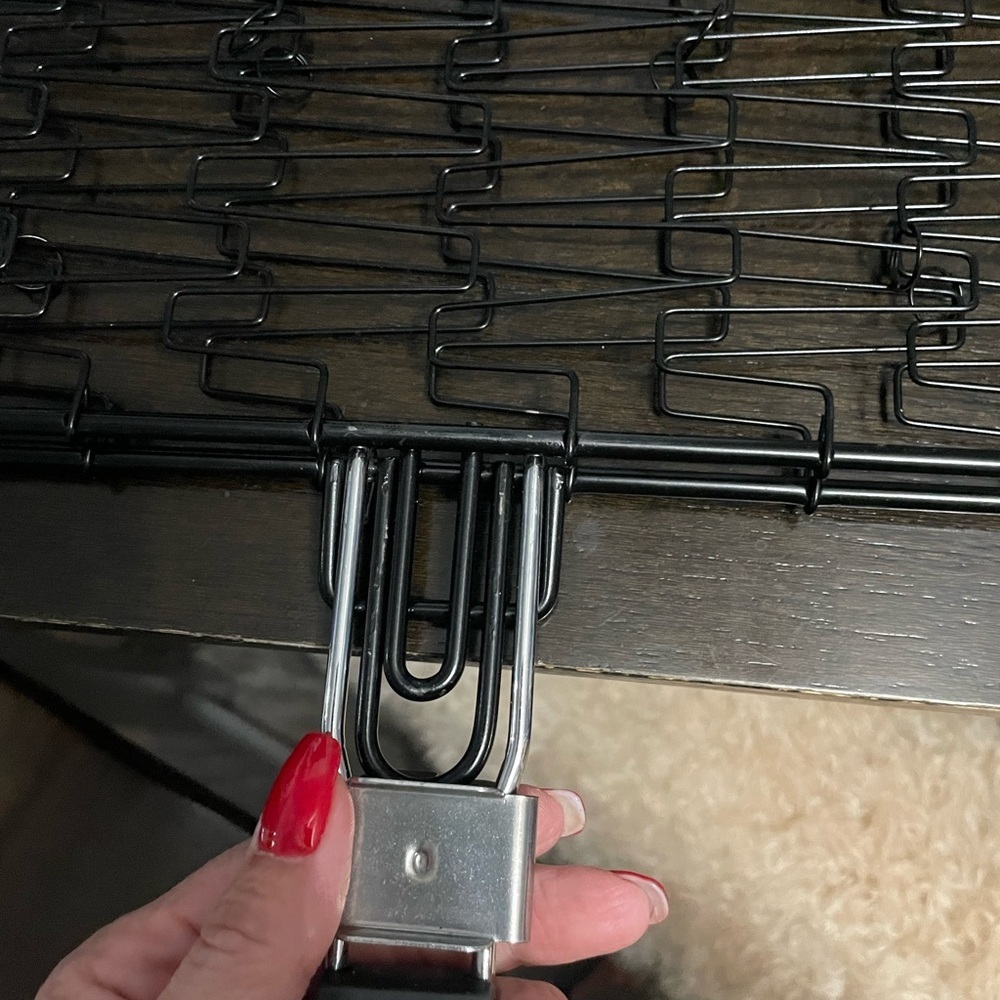 Closet Clear Out Sale! Black Grill Fish Basket with Handle - Picture 4 of 4